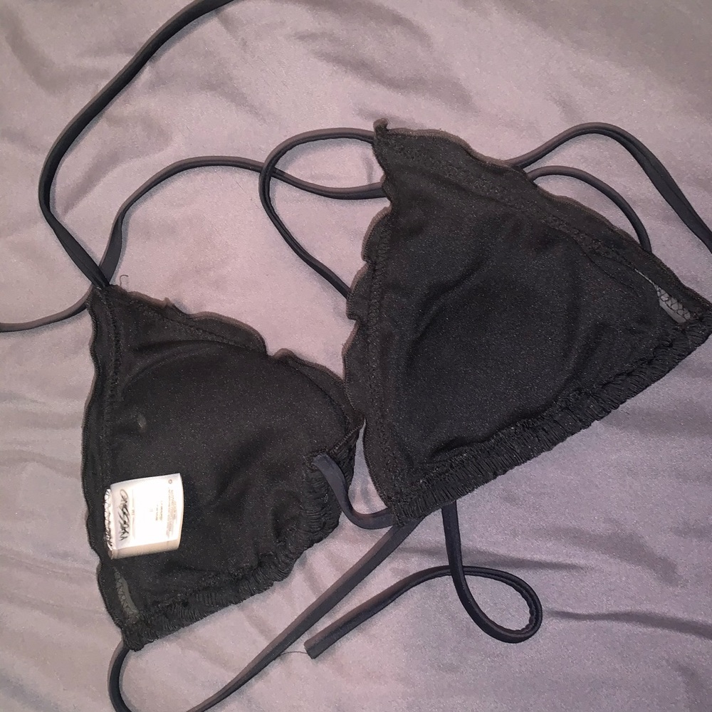 Bathing suite top - Picture 3 of 3